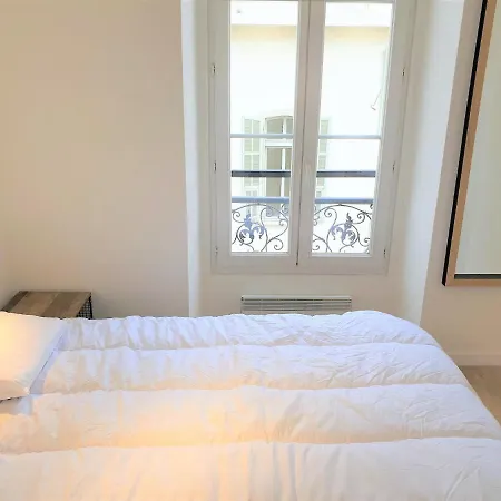 Apartment Hypercentre Lamartine 309 *